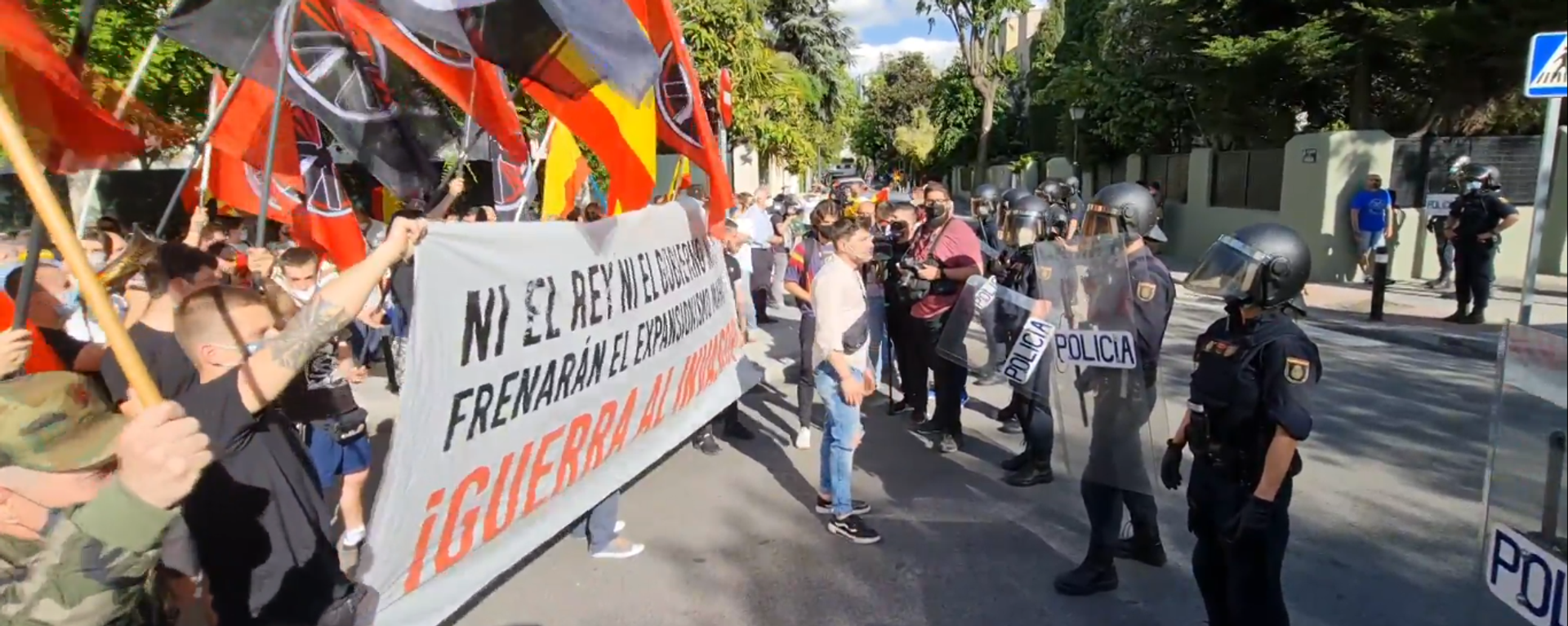 Manifestación en Madrid contra la llegada de inmigrantes a Ceuta - Sputnik Mundo, 1920, 19.05.2021