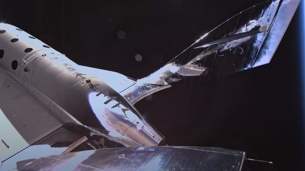 Un paso más para el turismo espacial: Virgin Galactic lanza primer vuelo tripulado desde Nuevo México - Sputnik Mundo