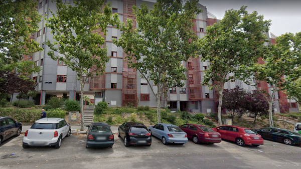 Bloque de viviendas en el que fue hallado el cadáver (Madrid) - Sputnik Mundo