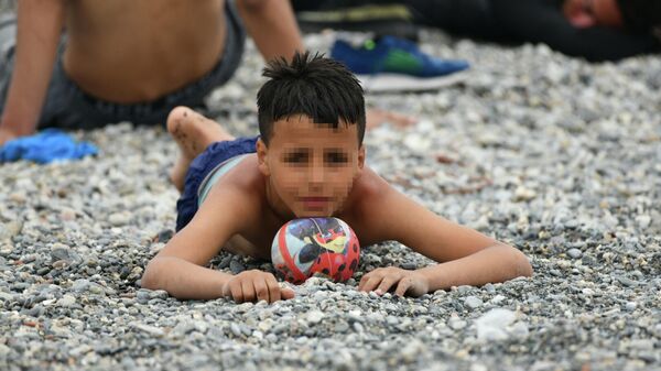 Un menor de edad llegado a Ceuta el 18 de mayo - Sputnik Mundo