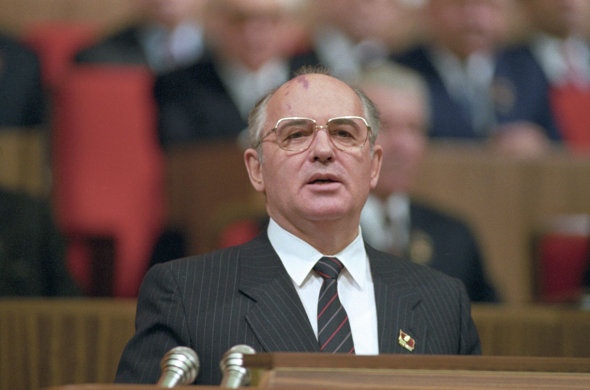 Mijaíl Gorbachov en 1986 - Sputnik Mundo, 1920, 06.06.2021