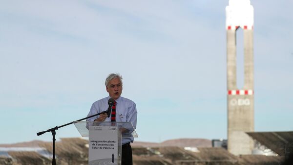 El presidente de Chile, Sebastián Piñera, durante la inauguración de la primera planta de energía termosolar de Latinoamérica - Sputnik Mundo