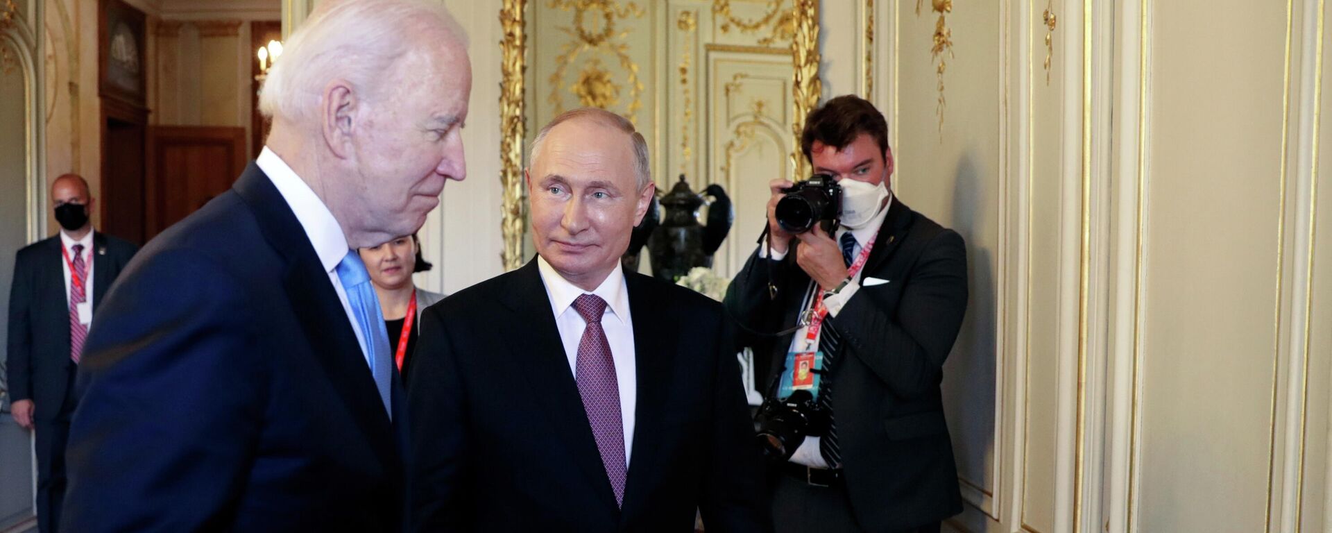 Joe Biden, presidente de EEUU y Vladímir Putin, presidente de Rusia - Sputnik Mundo, 1920, 16.06.2021