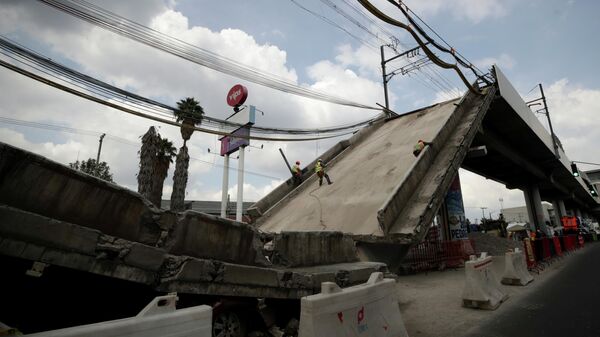 Derrumbe del metro en Ciudad de México - Sputnik Mundo