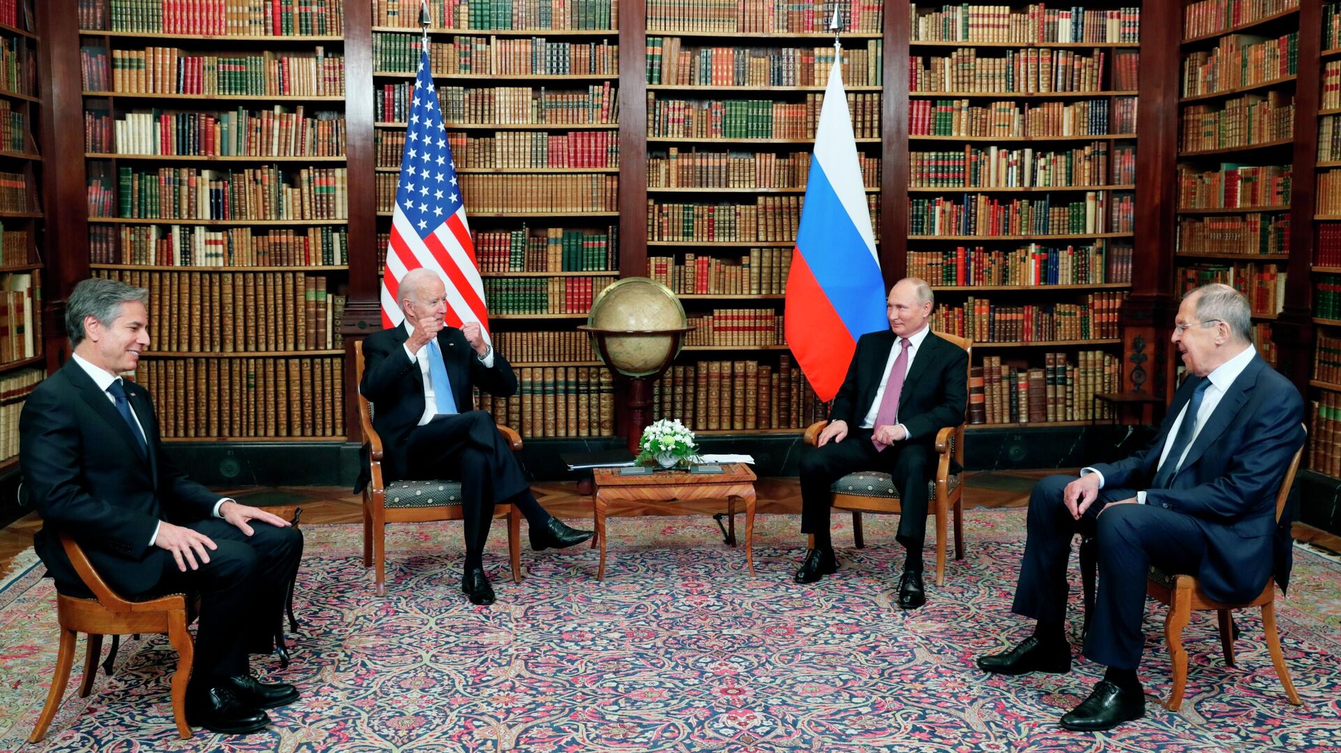 La cumbre entre Joe Biden y Vladímir Putin en Ginebra - Sputnik Mundo, 1920, 21.12.2021