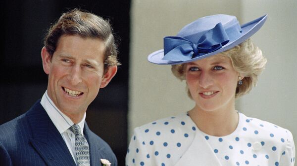 El príncipe Carlos y princesa Diana - Sputnik Mundo