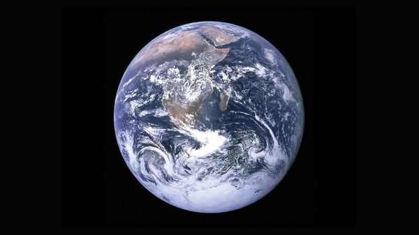 Planet Earth - Sputnik Mundo