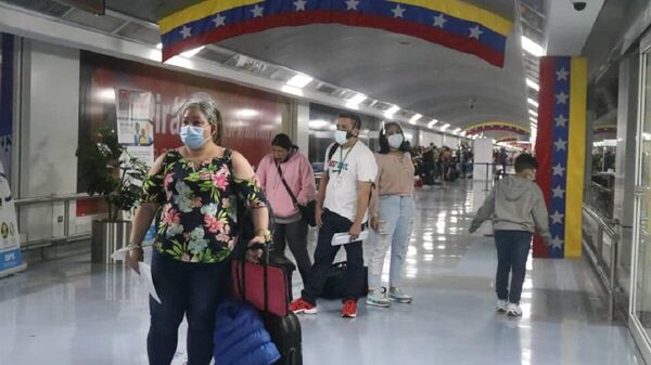 Llegada de venezolanos provenientes de Perú - Sputnik Mundo