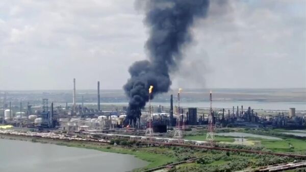 Explosión en la refinería en Rumanía - Sputnik Mundo