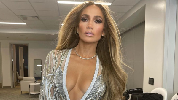 Jennifer Lopez, cantante y actriz estadounidense - Sputnik Mundo