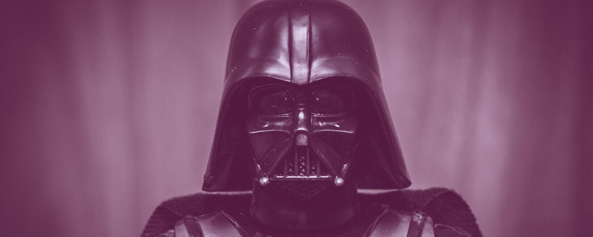 Una figura del personaje Darth Vader, de la saga de 'Star Wars' o 'La Guerra de las Galaxias' - Sputnik Mundo, 1920, 28.07.2021
