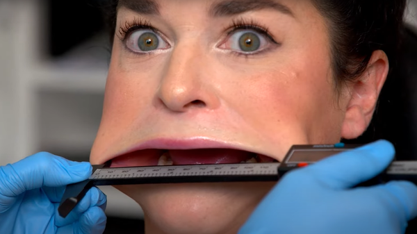 Samantha Ramsdell, la mujer con la boca más grande del mundo - Sputnik Mundo