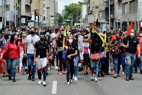 Militancia del PSUV se movilizó con sus precandidatos por el centro de Caracas - Sputnik Mundo