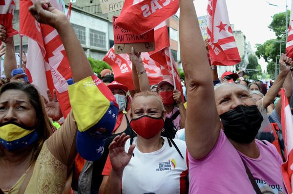 Militancia del PSUV se movilizó con sus precandidatos por el centro de Caracas - Sputnik Mundo