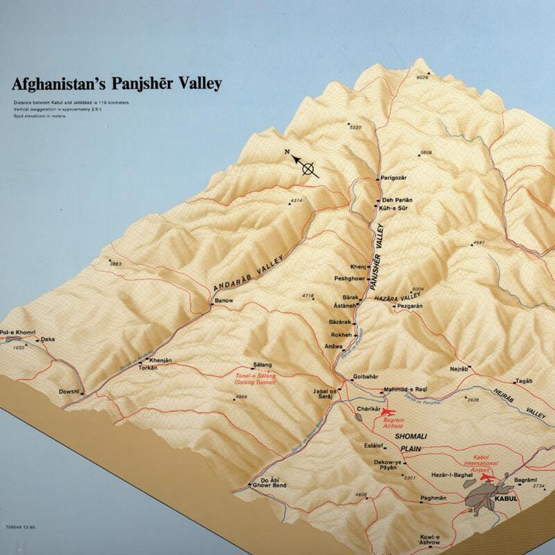 Ubicación del valle de Panshir, una región montañosa al noreste de Kabul, que históricamente ha servido como una formidable base de operaciones contra todo tipo de invasores - Sputnik Mundo, 1920, 20.08.2021