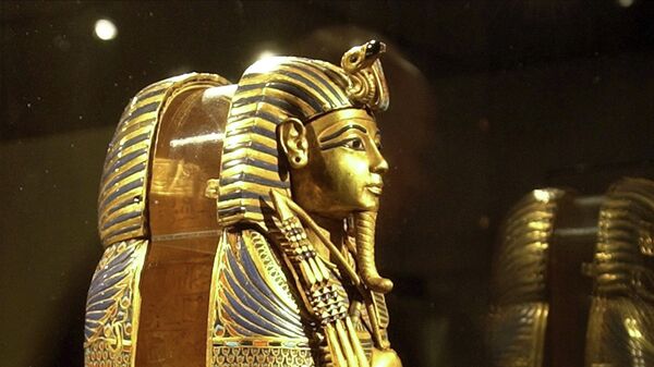 El ataúd del antiguo rey egipcio Tutankamón - Sputnik Mundo