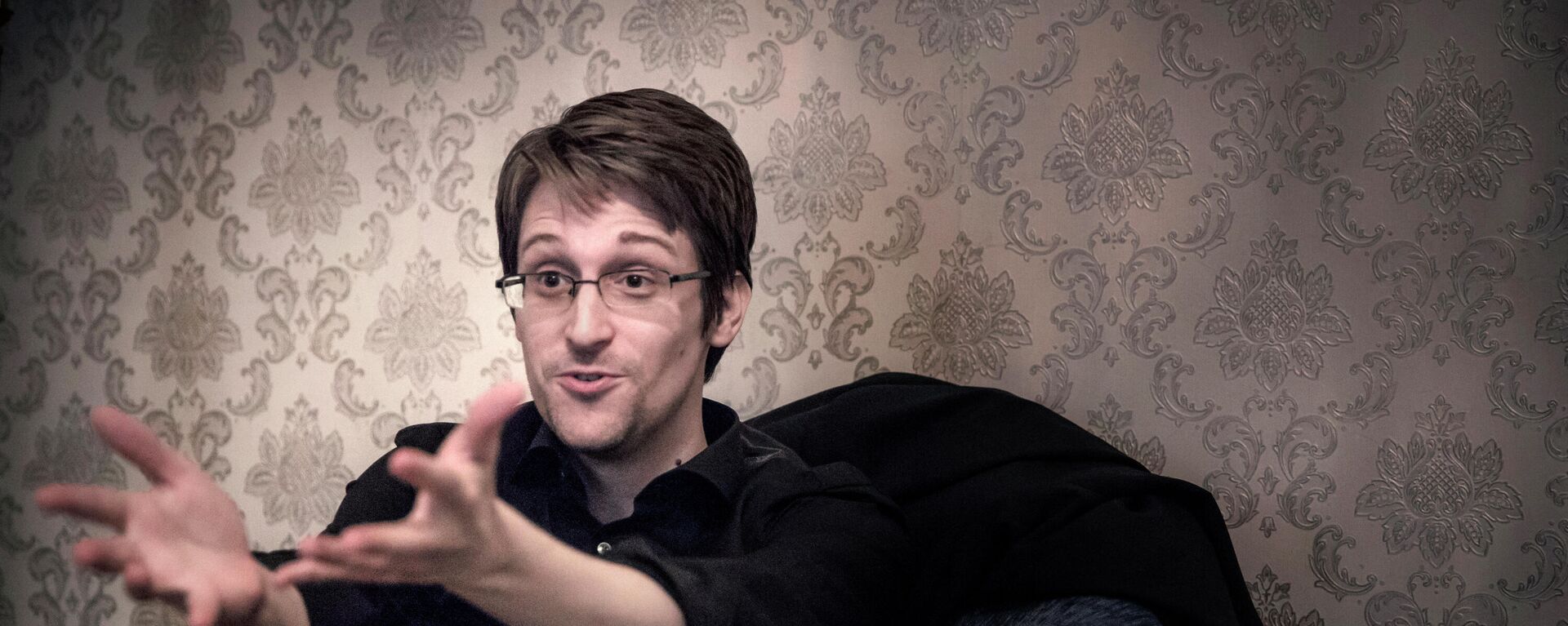  Edward Snowden, exagente de inteligencia estadounidense - Sputnik Mundo, 1920, 03.09.2021