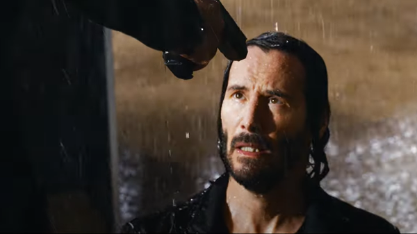 Keanu Reeves en 'The Matrix Resurrections', captura de pantalla - Sputnik Mundo