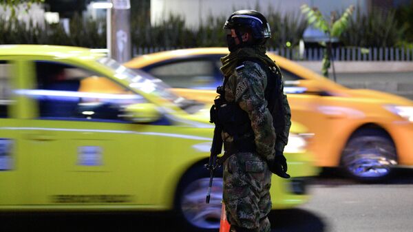 Policía militar en Bogotá, Colombia - Sputnik Mundo