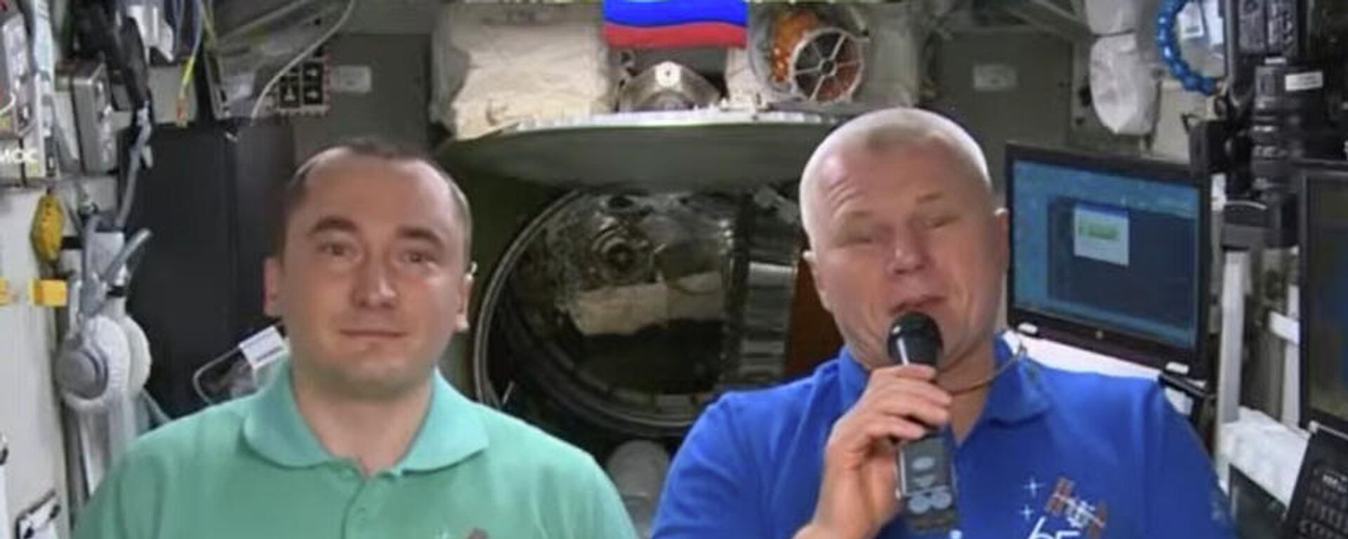  Piotr Dubrov y Oleg Novitski, cosmonautas rusos - Sputnik Mundo, 1920, 23.09.2021