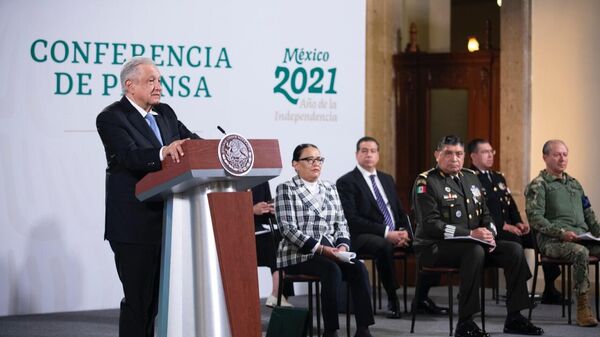 Andrés Manuel López Obrador acompañado del gabinete de seguridad - Sputnik Mundo