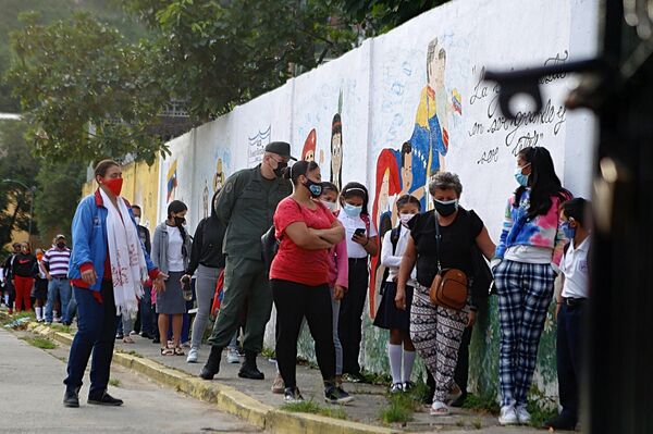 Reinicio de clases presenciales, el lunes 25 de octubre, en escuelas de Caracas - Sputnik Mundo