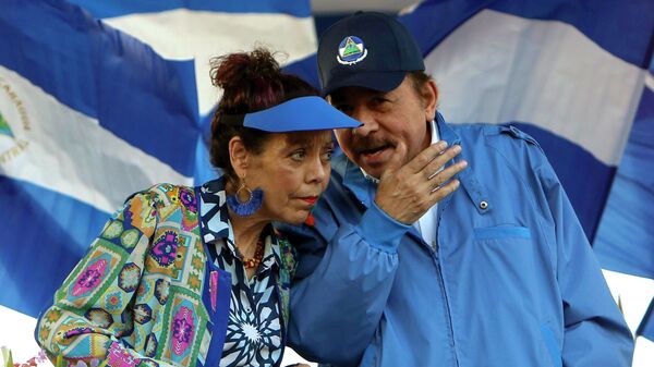 Daniel Ortega, presidente de Nicargua, y la vicepresidenta, Rosario Murillo - Sputnik Mundo
