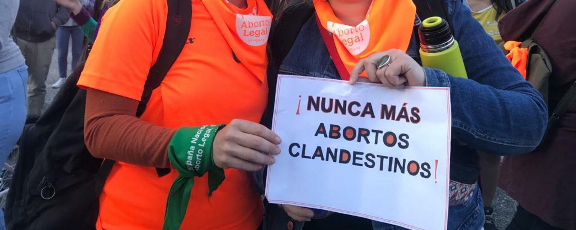 Manifestantes en Uruguay en la convocatoria en defensa de la Ley Voluntaria de Interrupción al Embarazo - Sputnik Mundo, 1920, 11.11.2021