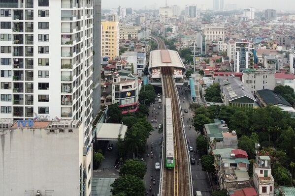 Se espera que el metro ayude a descongestionar el tráfico en la capital vietnamita. - Sputnik Mundo