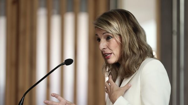 Yolanda Díaz, vicepresidenta segunda y ministra de Trabajo y Economía Social de España - Sputnik Mundo