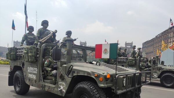 Vehículo del ejército mexicano - Sputnik Mundo
