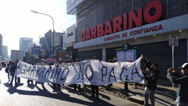 Manifestación de trabajadores autoconvocados de Garbarino - Sputnik Mundo