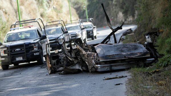 Uno de los autos bomba explotados para liberar a reos de una prisión mexicana - Sputnik Mundo