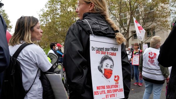 Manifestación de los médicos en París - Sputnik Mundo