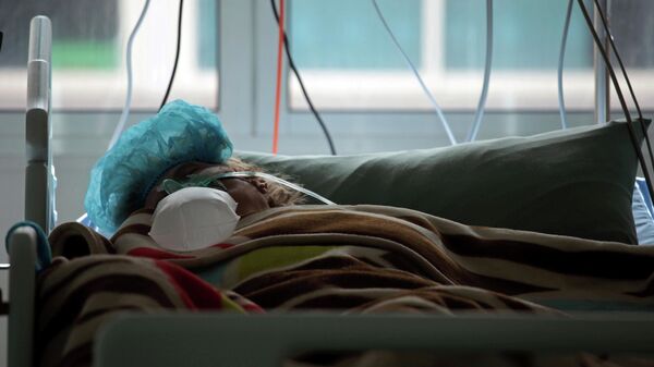 Una paciente con coronavirus en Beirut, Líbano  - Sputnik Mundo