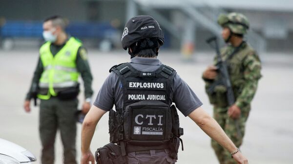 Policía en el aeropuerto de Cúcuta tras el atentado - Sputnik Mundo