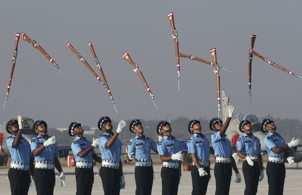 La ceremonia de graduación de los cadetes de la Academia de la Fuerza Aérea de la India. - Sputnik Mundo