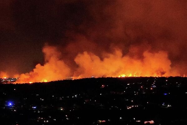 El incendio forestal en Superior, Colorado, EEUU, el 30 de diciembre de 2021 El incendio forestal en Superior, Colorado, EEUU, el 30 de diciembre de 2021 - Sputnik Mundo