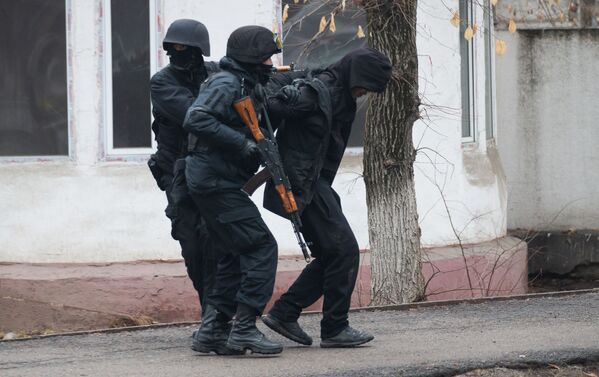 Durante una operación antiterrorista las Fuerzas de Seguridad kazajas detuvieron a más de 6.000 personas. - Sputnik Mundo
