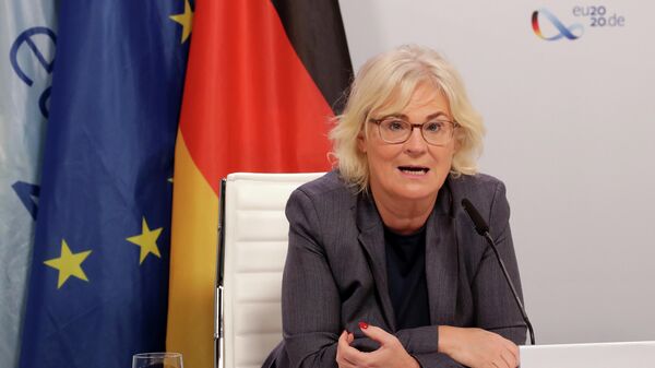  La ministra de Defensa de Alemania, Christine Lambrecht - Sputnik Mundo