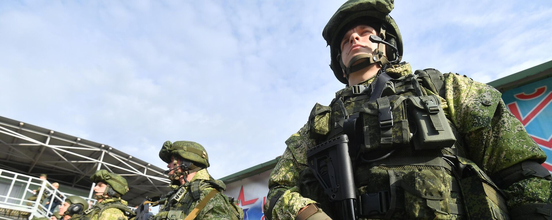 Militares rusos durante los ejercicios conjuntos de Rusia y Bielorrusia Militares rusos durante los ejercicios conjuntos de Rusia y Bielorrusia - Sputnik Mundo, 1920, 25.02.2022