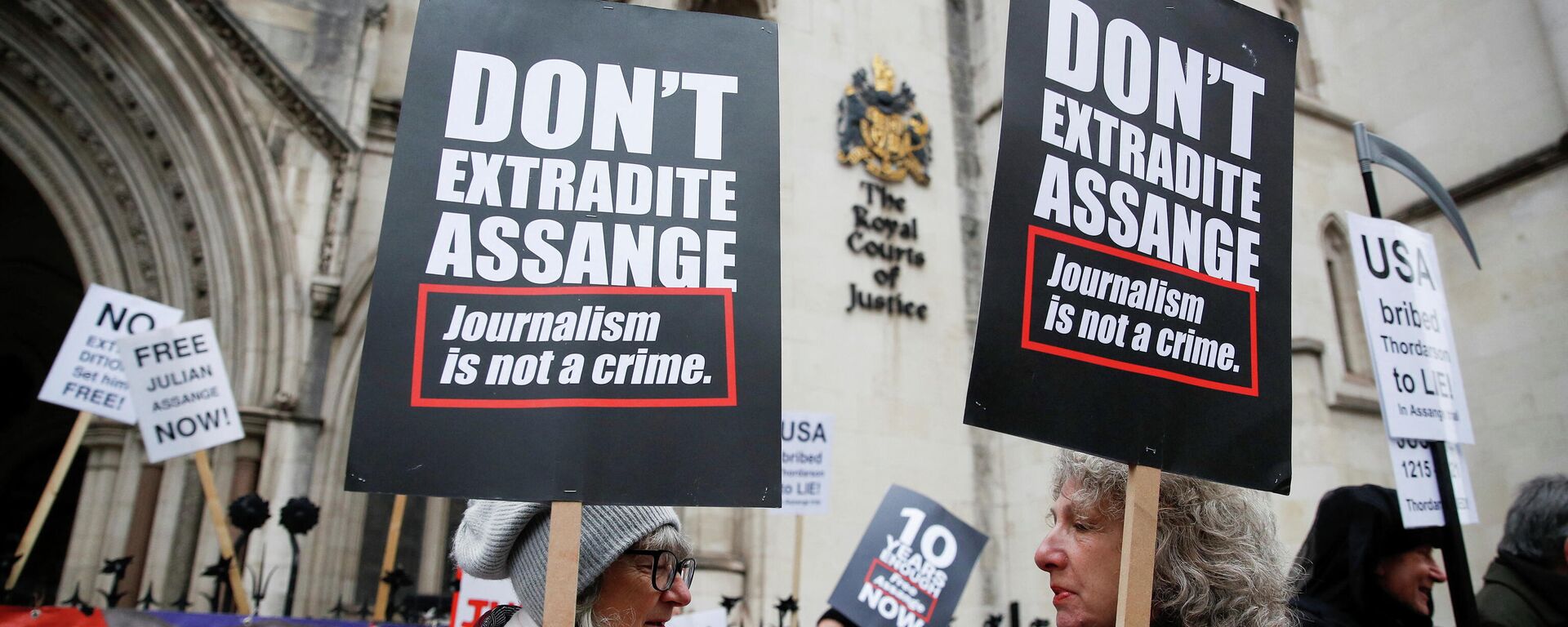 Protesta contra la extradición de Julian Assange a EEUU en Londres (Reino Unido), el 24 de enero del 2022 - Sputnik Mundo, 1920, 24.01.2022