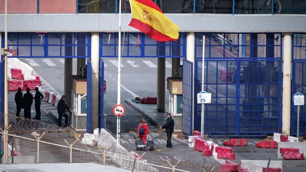 Paso fronterizo en Ceuta - Sputnik Mundo
