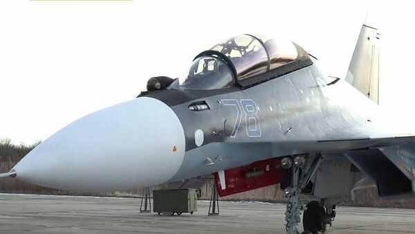 Los cazas Su-30SM2 se incorporan a la Flota Báltica rusa | Video - Sputnik Mundo