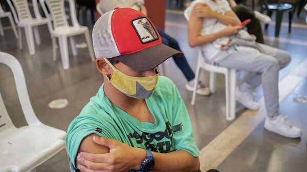 La vacunación infantil en Uruguay - Sputnik Mundo