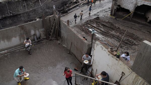 El aluvión que azotó a dos barrios del noroccidente de la capital de Ecuador, el 31 de enero - Sputnik Mundo