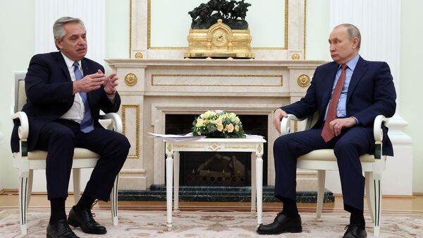 El presidente ruso, Vladímir Putin, en una reunión con su homólogo de Argentina, Alberto Fernández - Sputnik Mundo
