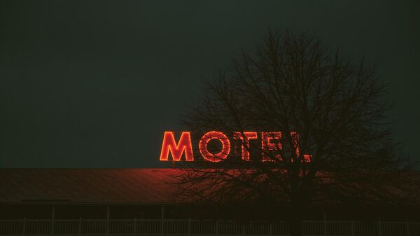 Motel - Sputnik Mundo