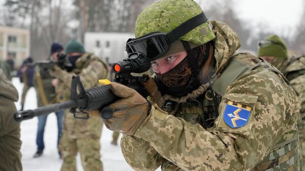 Soldado del ejército ucraniano - Sputnik Mundo