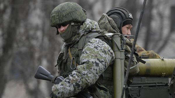 Militares rusos en Ucrania - Sputnik Mundo